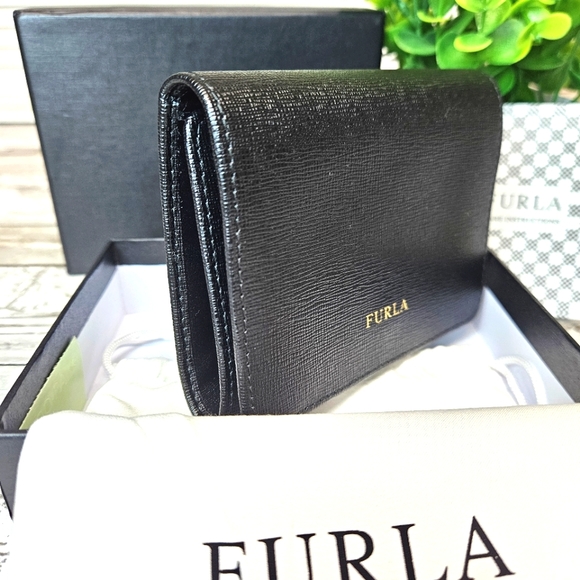 NIB Furla Classic Trifold Leather Wallet - Picture 8 of 11